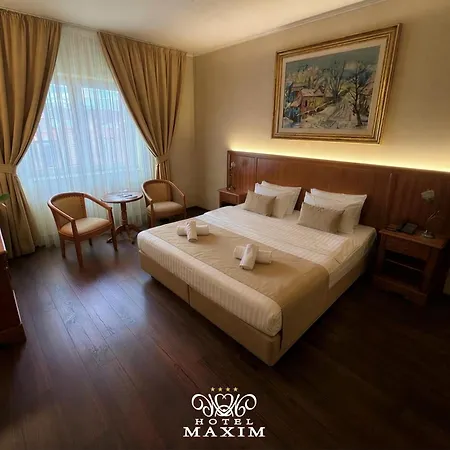 Hotel Maxim-2